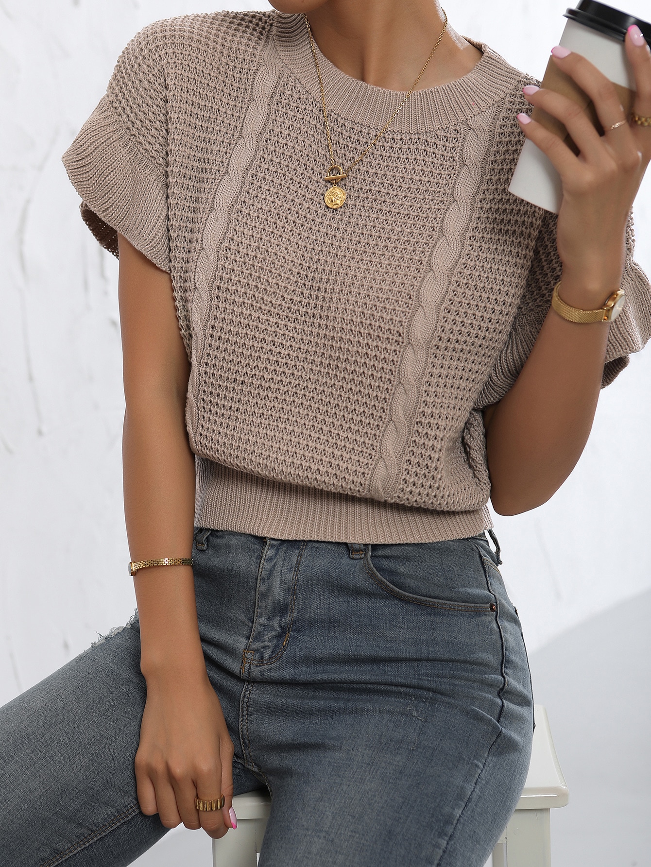 JoyPoem Women's Ruffled Short Sleeve Round Neck Knitted Top Pullovers Sweater - Image 3