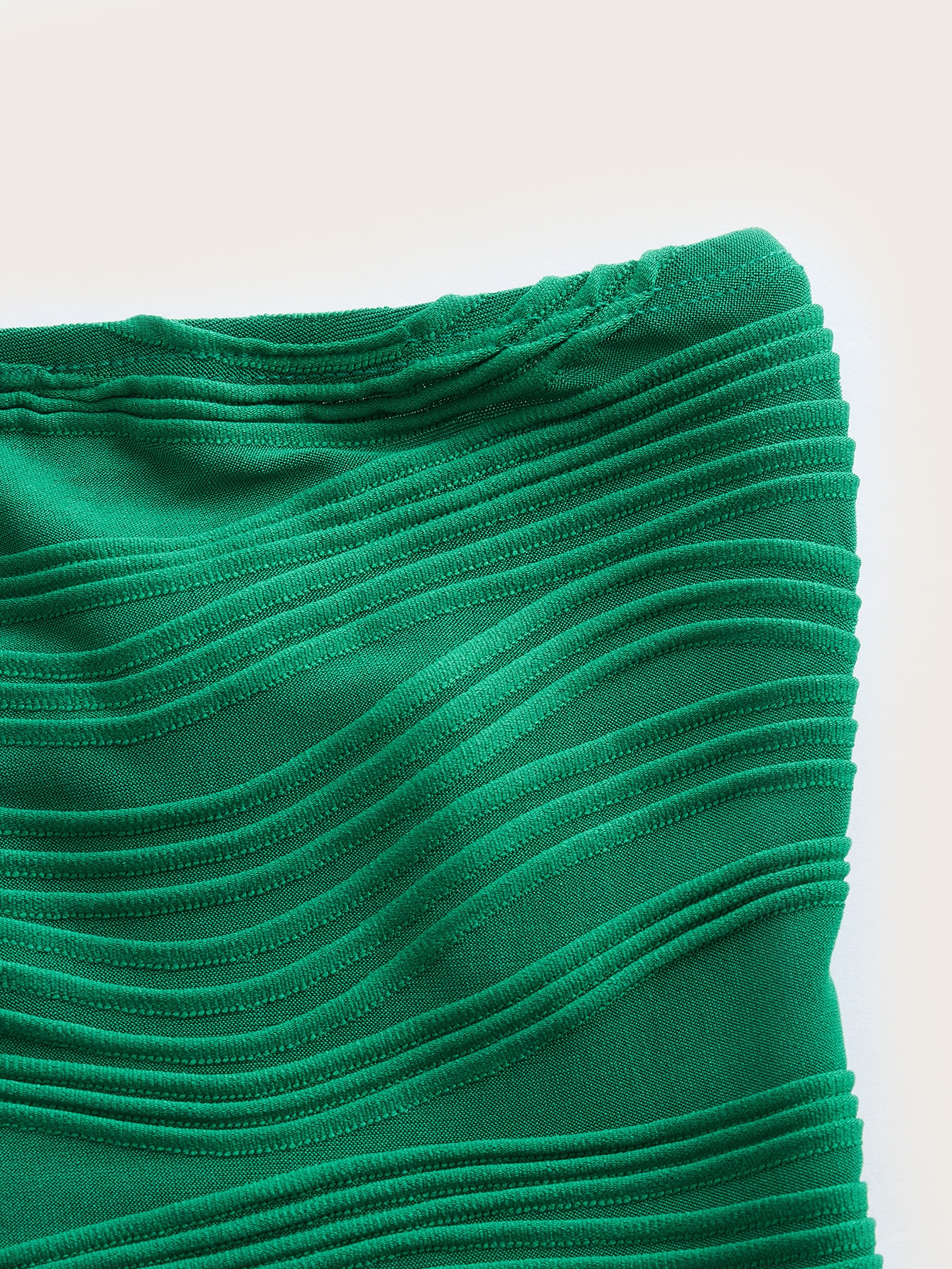 JoyPoem Women's Textured Crop Tube Top Bandeau Top Strapless Open Back Tops Ribbed Sleeveless Shirt - Image 3