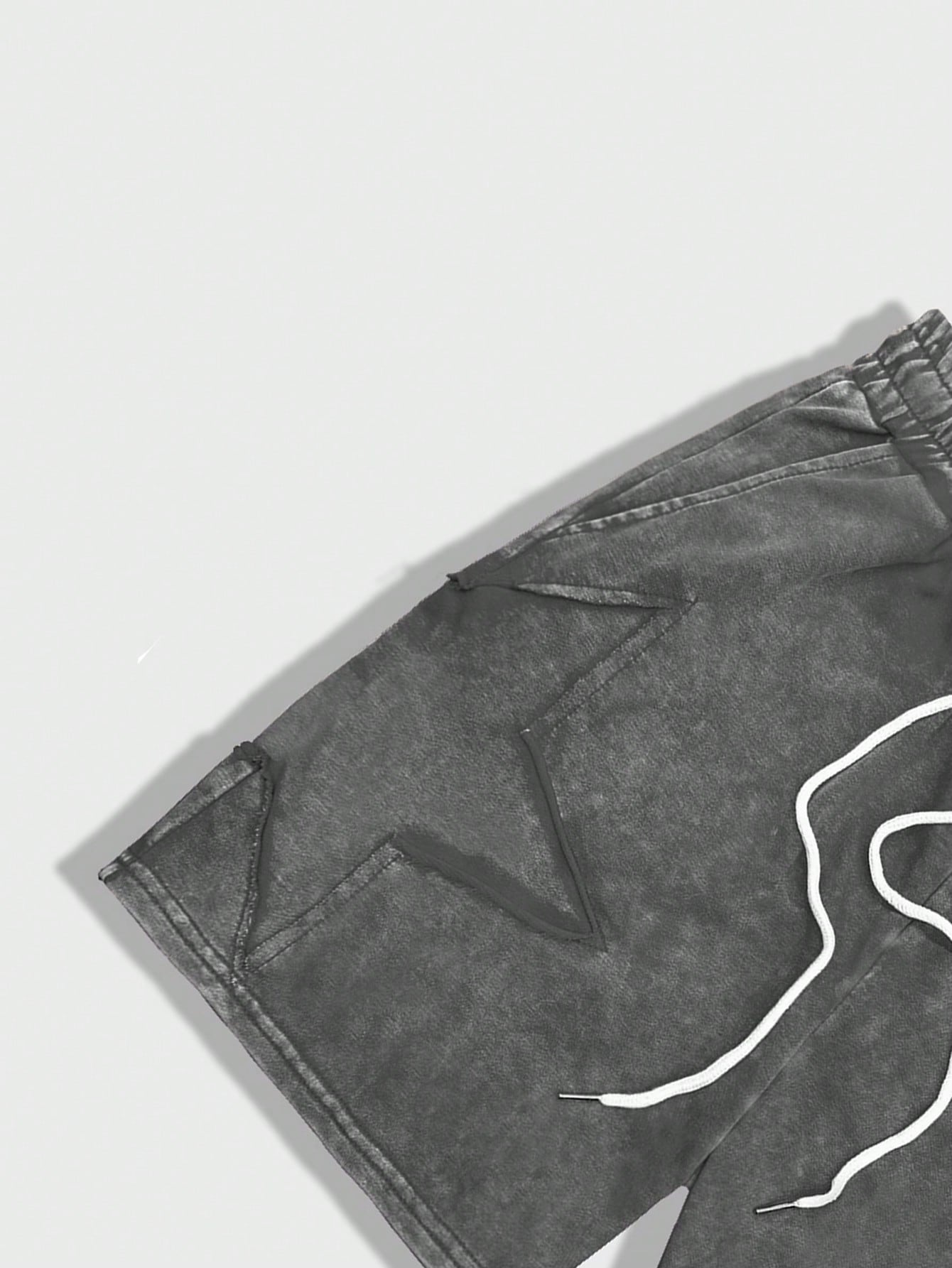 JoyPoem Men's Bermuda Shorts Drawstring Waist Straight Leg Casual Y2K Shorts with Pockets - Image 3