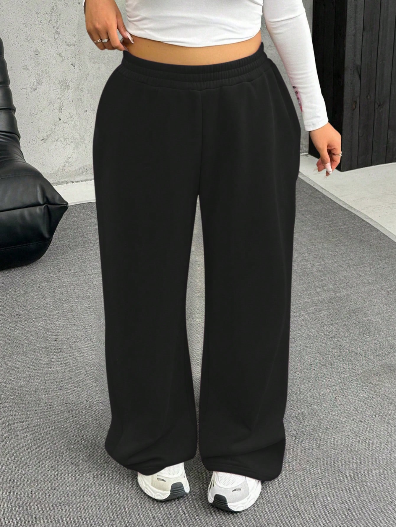 JoyPoem Women's Plus Size Elastic Waist Baggy Sweatpants Wide Leg Long Joggers Pants